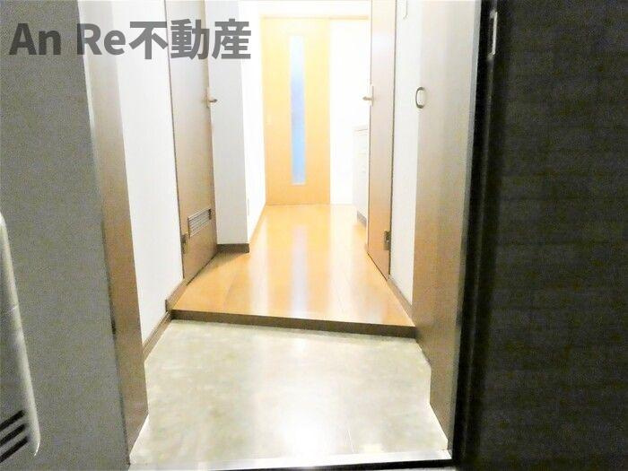 ハイムフローラの玄関
