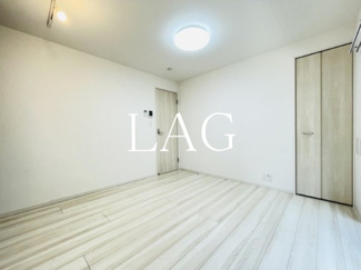【居間・リビング】 | グレイス四ツ木 | 洋室のお部屋です。