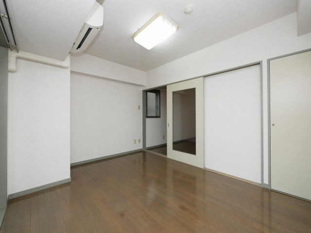 パークモダン高井田の内装