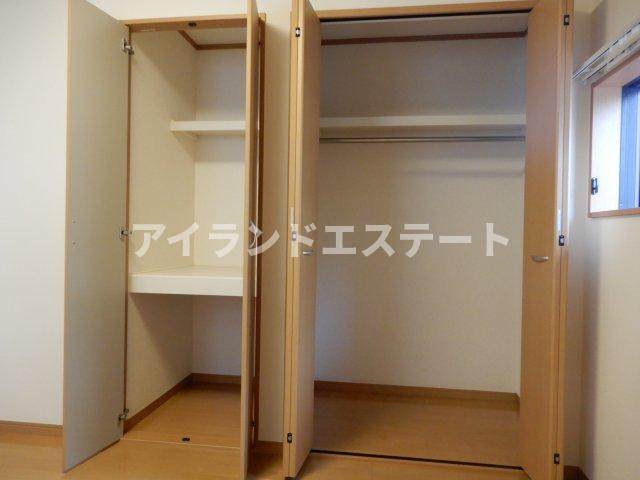 ドマーニ東が丘2　南東向き　独立洗面台　駅近の収納