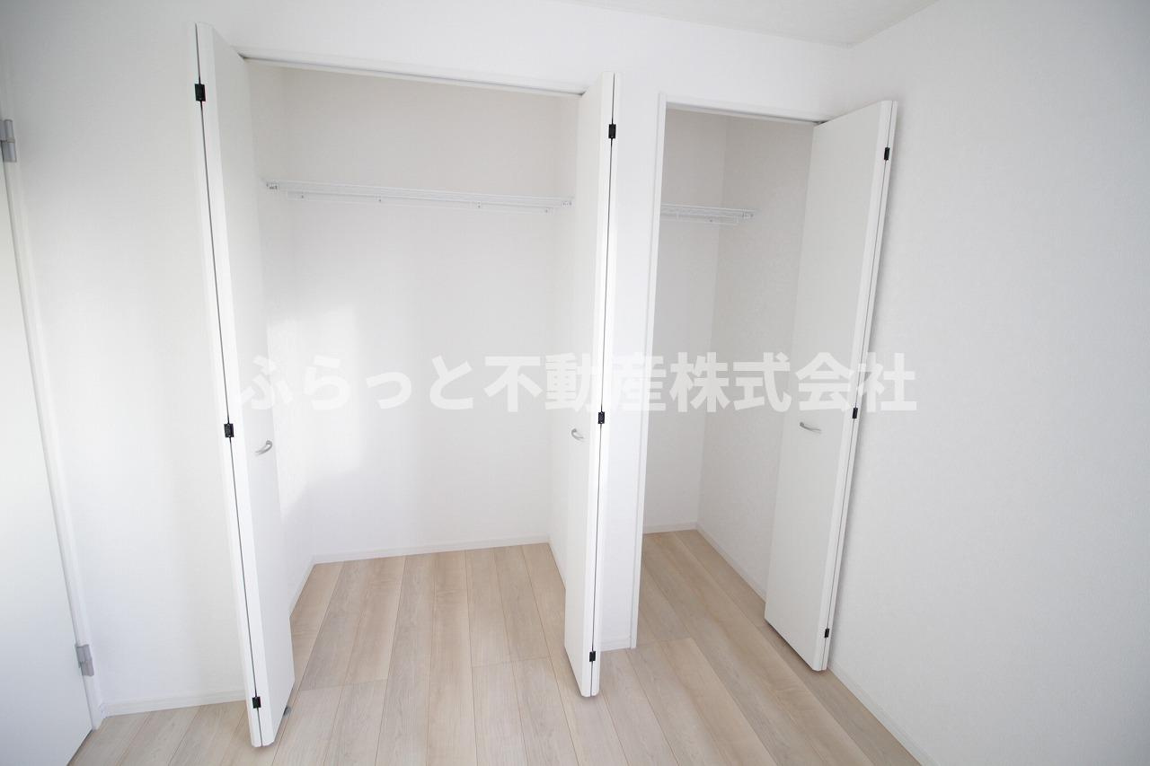 クレイドルガーデン土浦市若松町第2の収納|こまごまとしたものを収納できそうですね