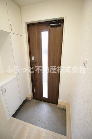 クレイドルガーデン土浦市若松町第2の玄関|落ち着いた玄関です