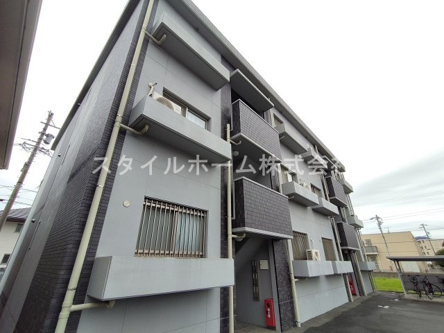 マホラマの外観