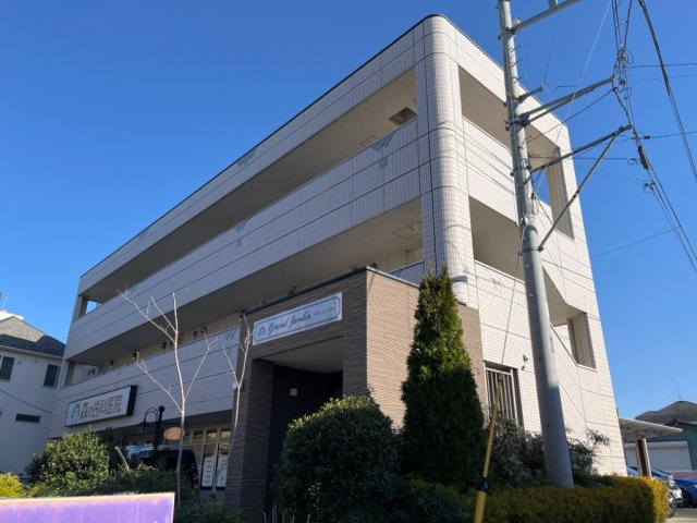 グランジャルダンのエントランス