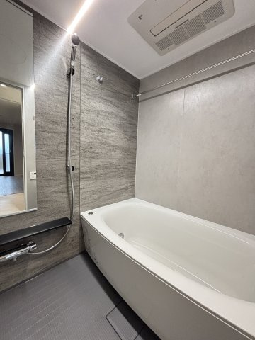 S-RESIDENCE愛宕SOUTHの浴室