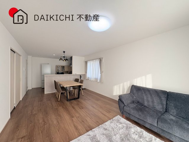 【居間・リビング】 | 加須市馬内　中古戸建