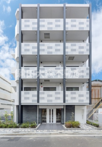 PREMIUM　CUBE武蔵新田の外観|2019年8月築　RC鉄筋コンクリート造地上5階建て総戸数32戸Wi-Fiインターネット無料
東京都大田区矢口2丁目　東急多摩川線武蔵新田駅徒歩9分