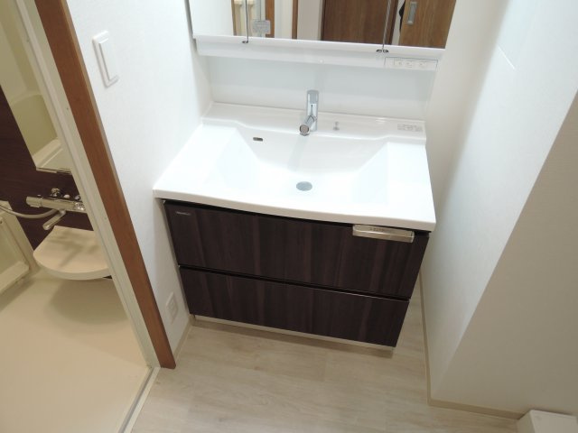 グランコート茨木永代町の洗面所