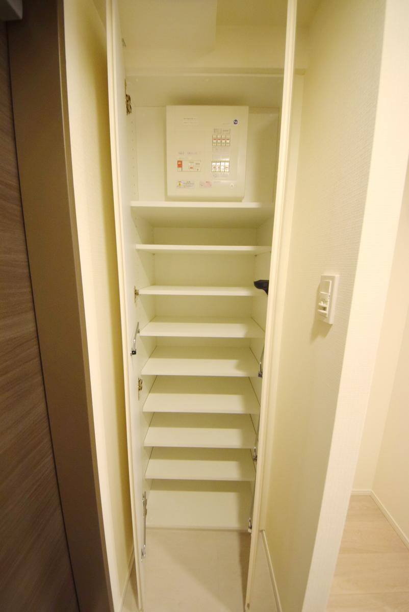 プラウドフラット菊川の収納