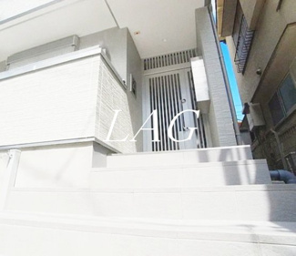 【エントランス】 | ハナブサハイム | エントランスです。