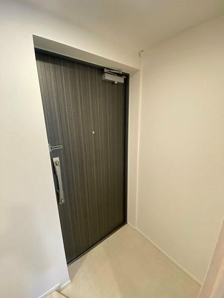 アルコバレーノシンイタバシの玄関