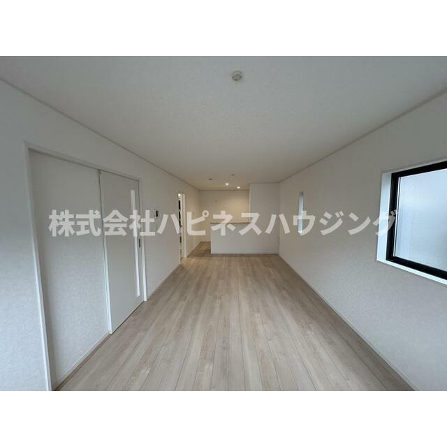 Ｓｕｍａｉ－ｔｏ我孫子市布佐酉町０１(スマイートアビコシフサトリマチゼロイチ)の洋室