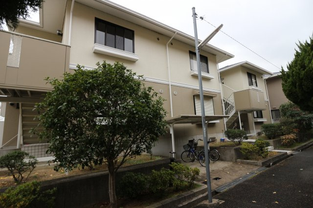 セジュール白川台のエントランス
