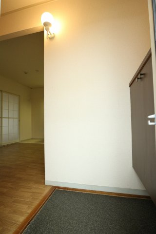 セジュール白川台の玄関