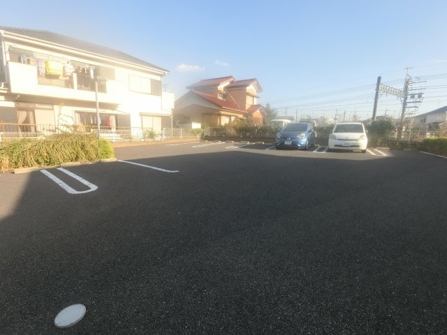 【駐車場】