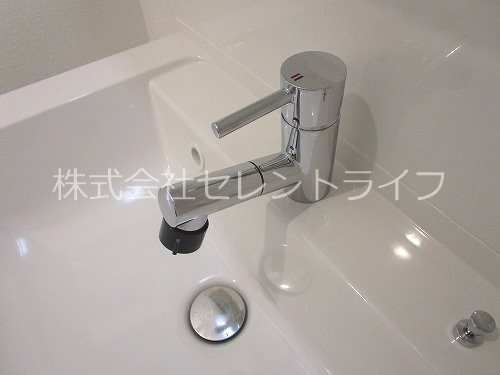 ドムス学園の森の洗面所
