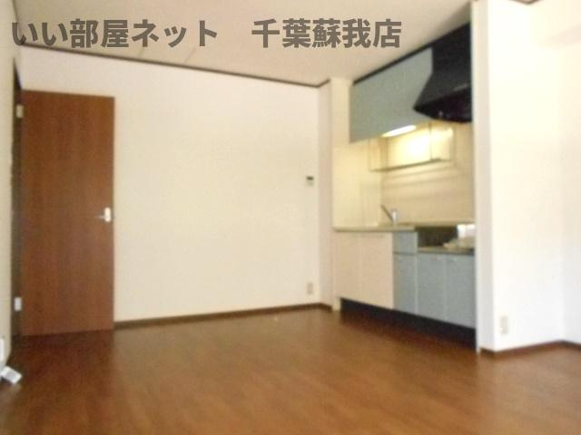 サンライズ万葉Ｂ棟の居間・リビング|居間です