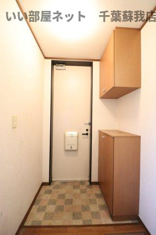 サンライズ万葉Ｂ棟の玄関|明るい玄関です