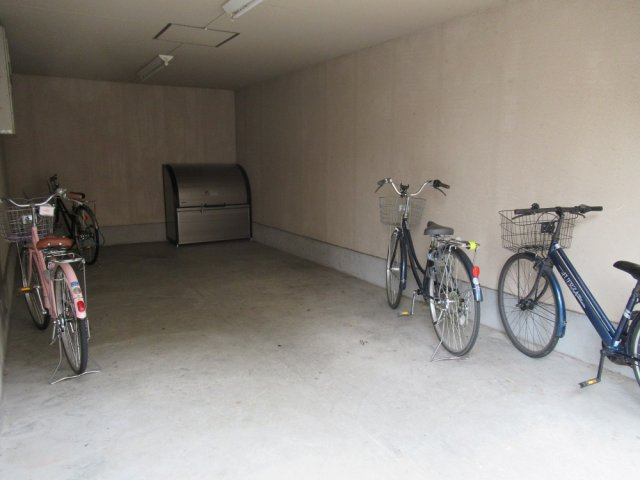 ベルディハイツのその他共用部分|自転車置き場