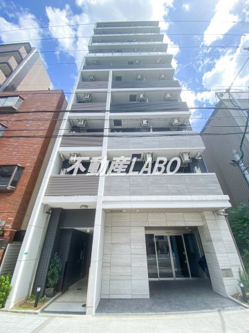 クリスタルグランツ難波WESTの外観