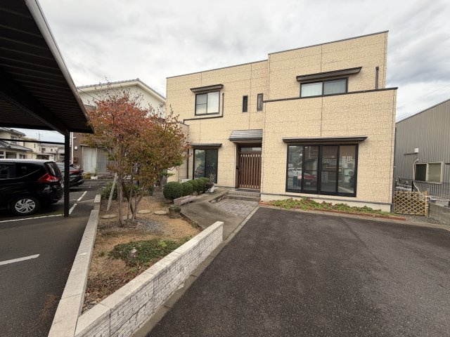 吉成南町　事務所併用住宅（リフォーム済み）の外観