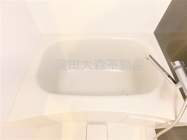 コンフォリア蒲田の浴室