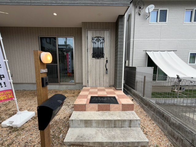 所沢市山口中古戸建のエントランス