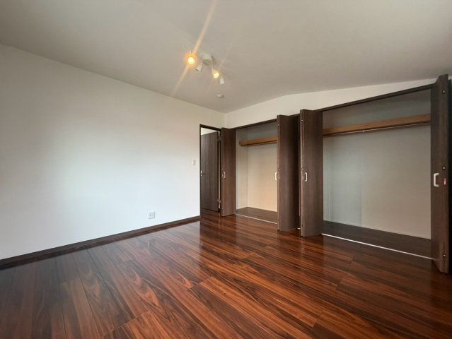 所沢市山口中古戸建の洋室