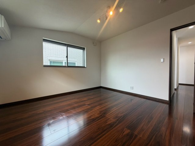 所沢市山口中古戸建の寝室