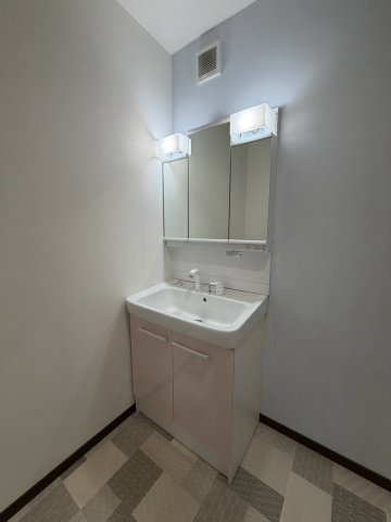 所沢市山口中古戸建の独立洗面台