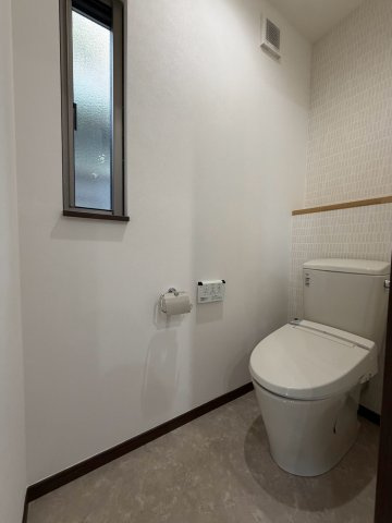 所沢市山口中古戸建のトイレ