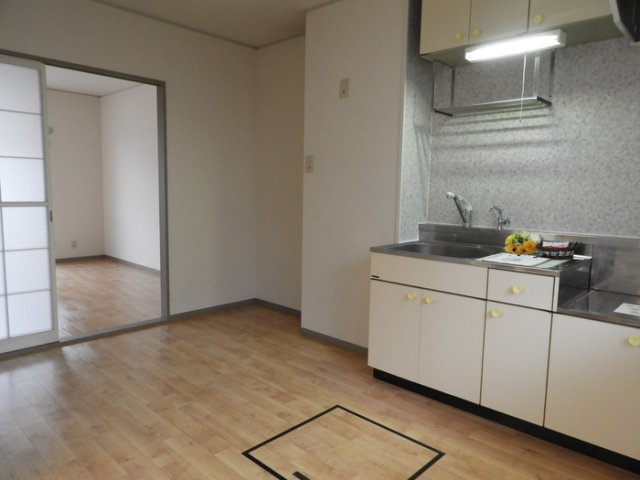 エクセルハイツ森安のキッチン