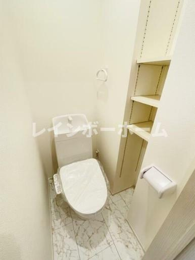 セナリオフォルム柏11【仲介手数料：50％OFF】対象物件！のトイレ|落ち着いた色調のトイレです