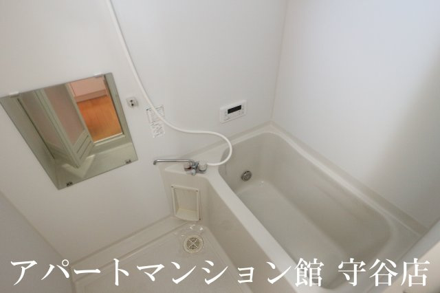 ラポールIWAIの浴室