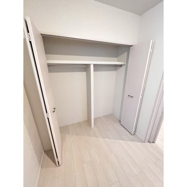 スプランディッド上本町WESTⅡの収納