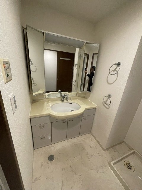 リビンコート厚生町の洗面所