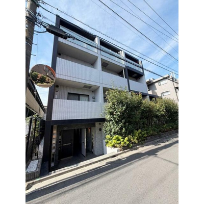 【外観】 | アンベリール中野鷺ノ宮 | 鉄筋コンクリート造のがっちりとした建物。