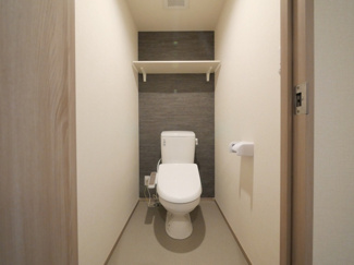 【トイレ】 | Granstella 姫島 | 落ち着いた色調のトイレです
