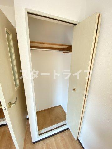 大阪市東淀川区西淡路１丁目の賃貸マンションの収納
