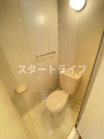 大阪市東淀川区西淡路１丁目の賃貸マンションのトイレ