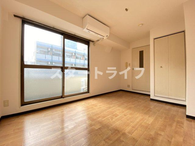 大阪市東淀川区西淡路１丁目の賃貸マンションの居間・リビング