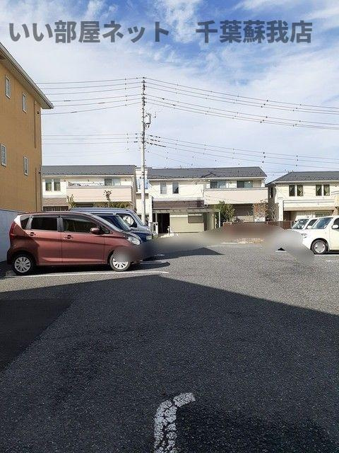 コンフォルターブル　Ⅱの駐車場|駐車場に車を止められます