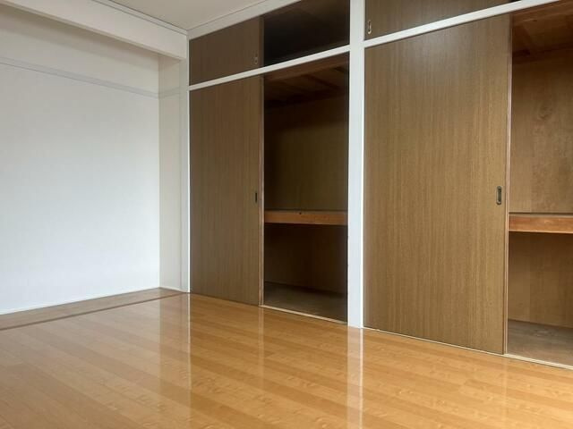 グランドゥール建山の収納