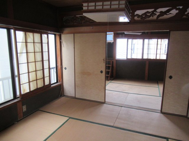 西今町　中古住宅　28.37坪の和室