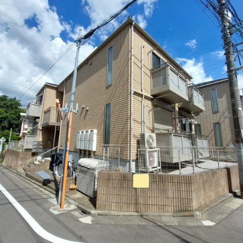 シェモア東が丘の外観