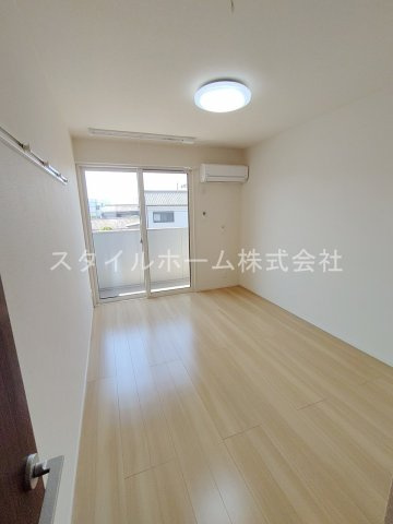 イーグル花田の居間・リビング