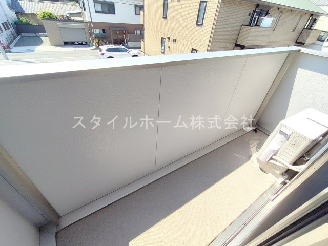 イーグル花田のバルコニー