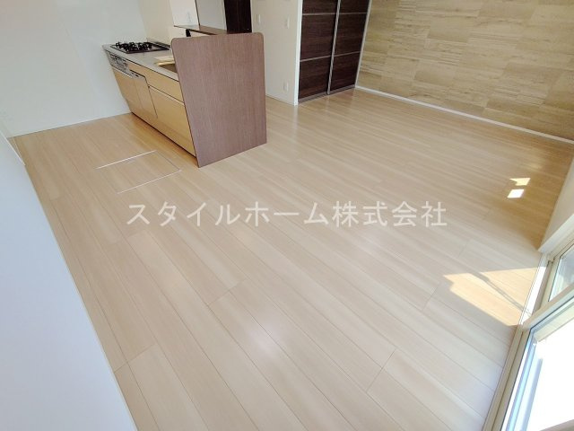 イーグル花田の居間・リビング