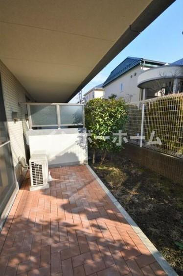 メイクスG棟　仲介手数料（賃料の1.10ヵ月）の50％OFF対象物件！の庭|お庭でゆったりと過ごせます