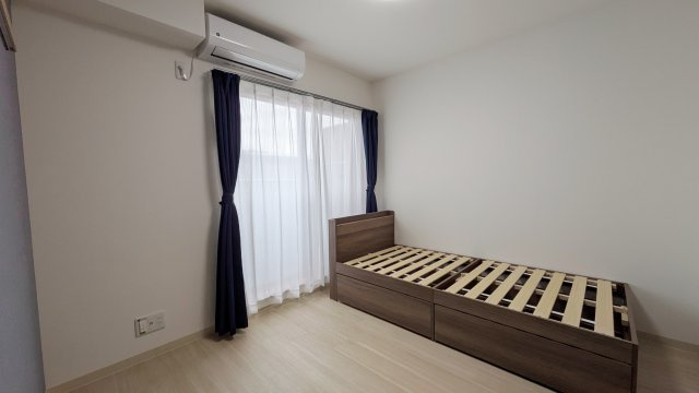 【寝室】 | world air Izumisano